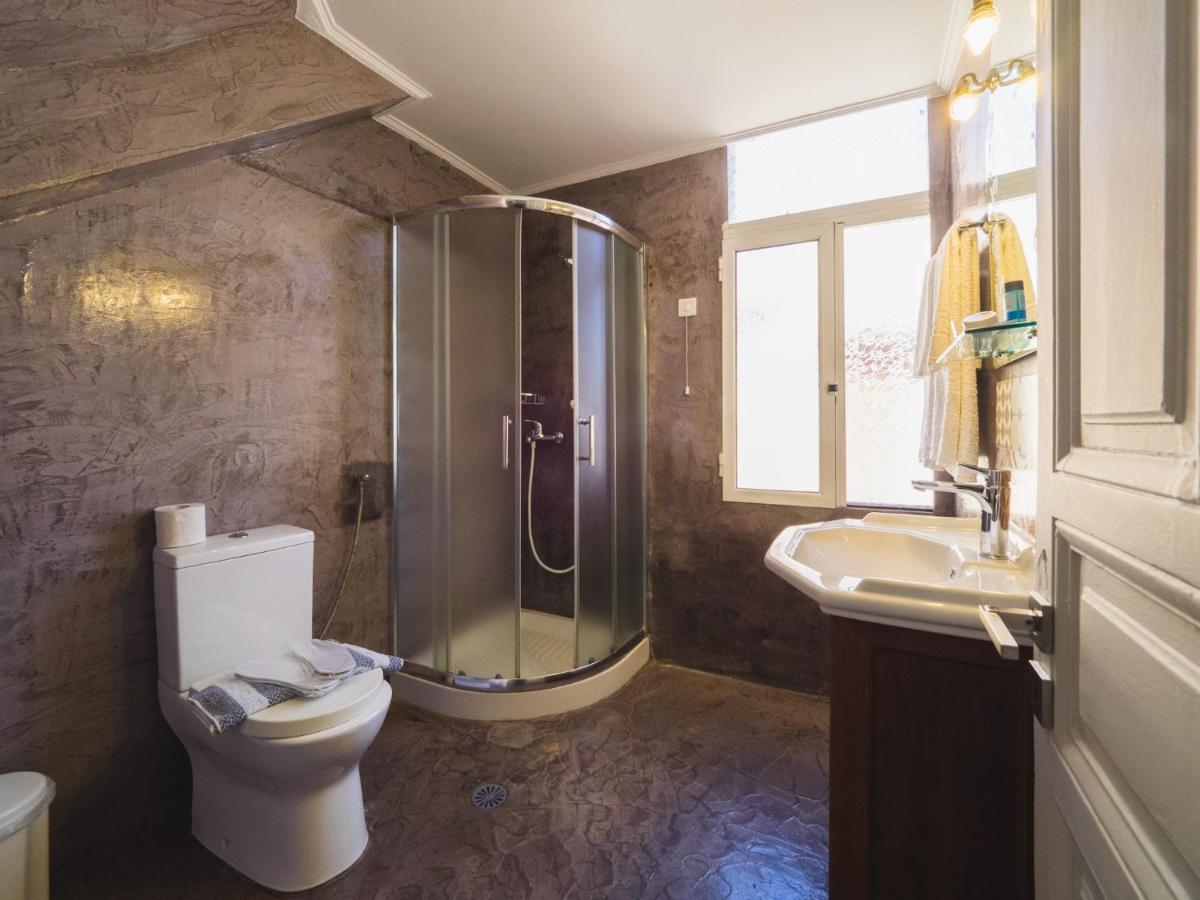 כיוס Filoxenia Hotel מראה חיצוני תמונה