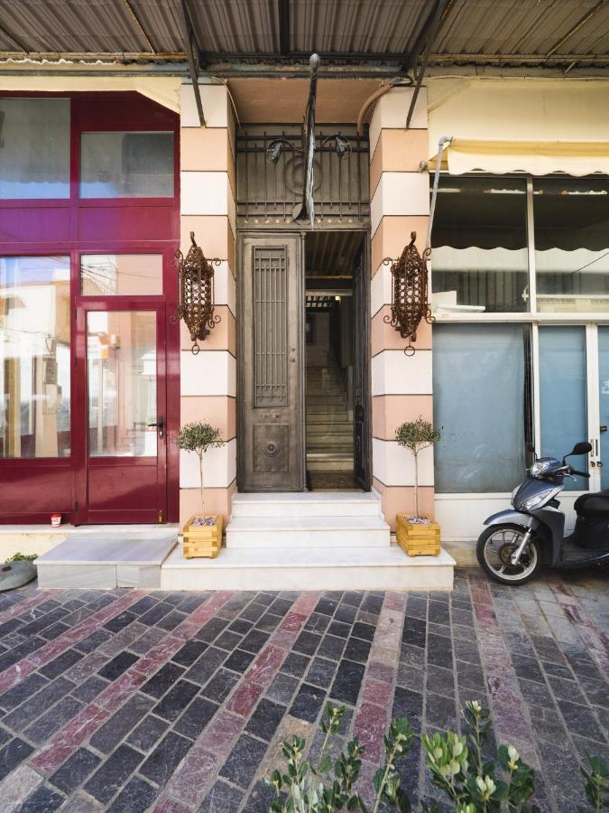 כיוס Filoxenia Hotel מראה חיצוני תמונה